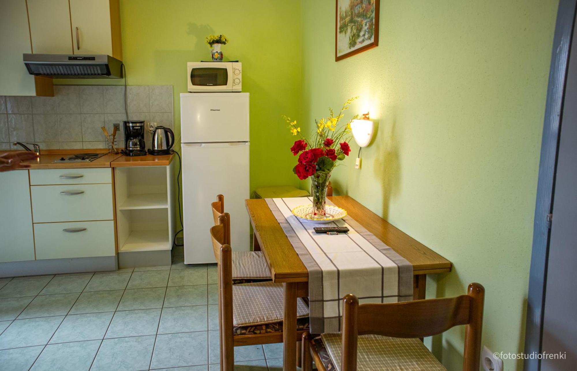 Guesthouse Marija Лопар Екстериор снимка